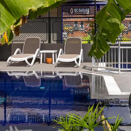 7inn Hotel *